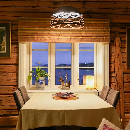 The Famous Yellow House Leilighet