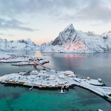 Apartament The Famous Yellow House Reine