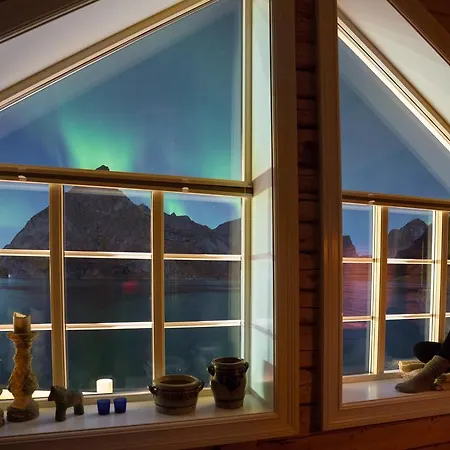 The Famous Yellow House Apartament *