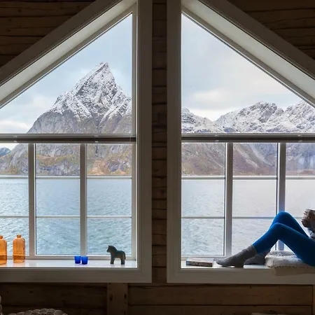 The Famous Yellow House Apartament